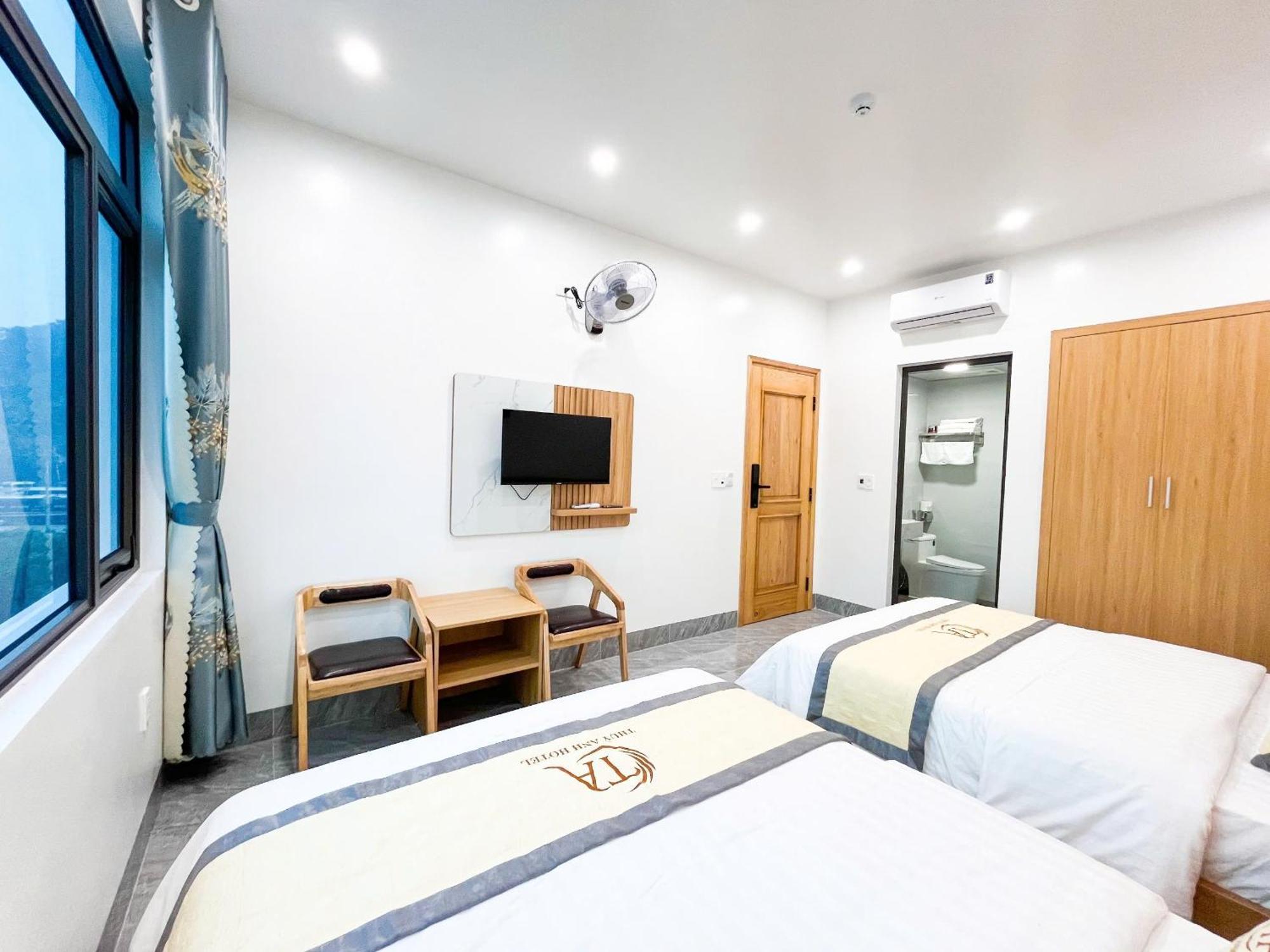 Thuy Anh Hotel ハザン エクステリア 写真