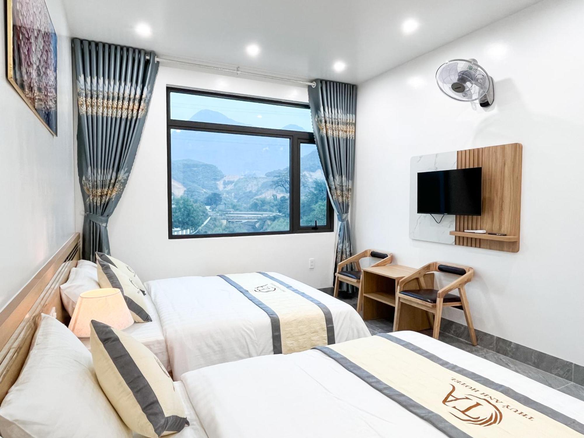 Thuy Anh Hotel ハザン エクステリア 写真